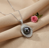 Tahitian Black Pearl Circle Necklace