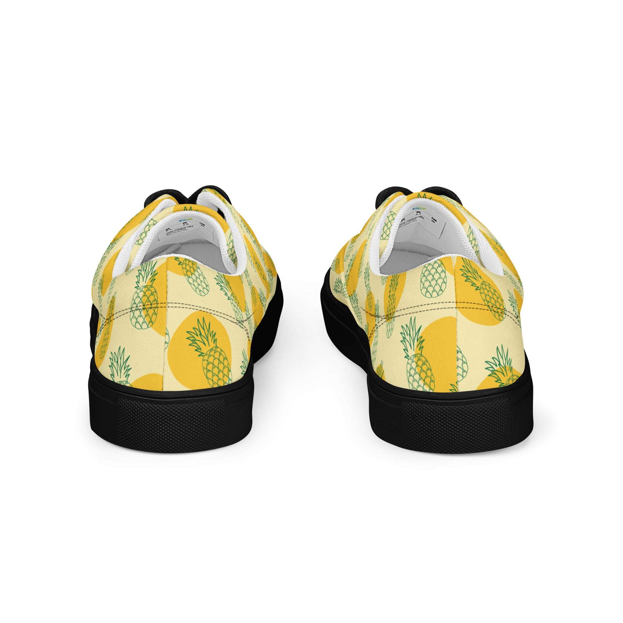Women’s lace-up canvas shoes